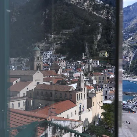 Apartamento Il Mare Di Amalfi Suite *